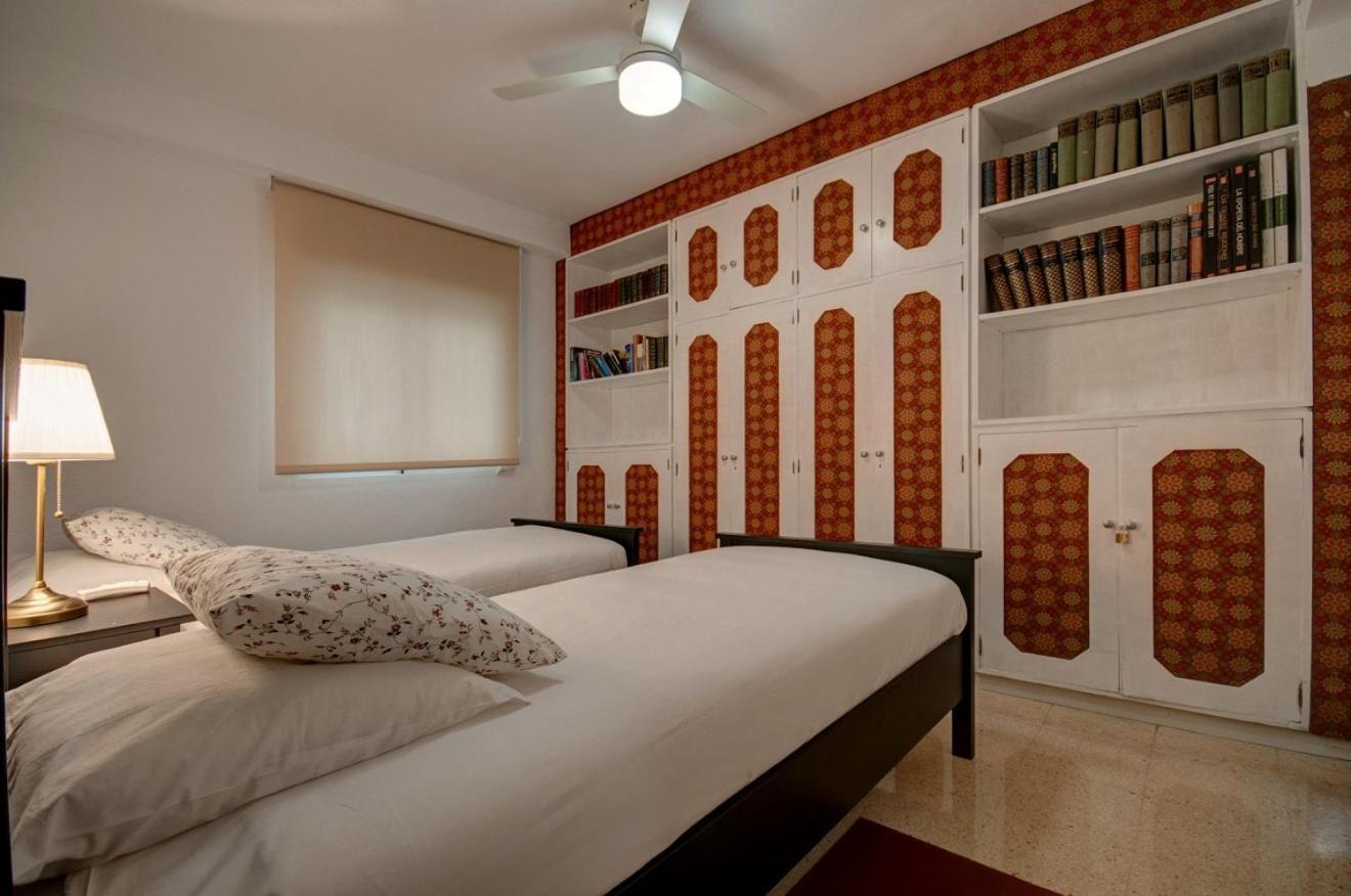 Beds & Breaks Ferrero Apartamento Valência Exterior foto
